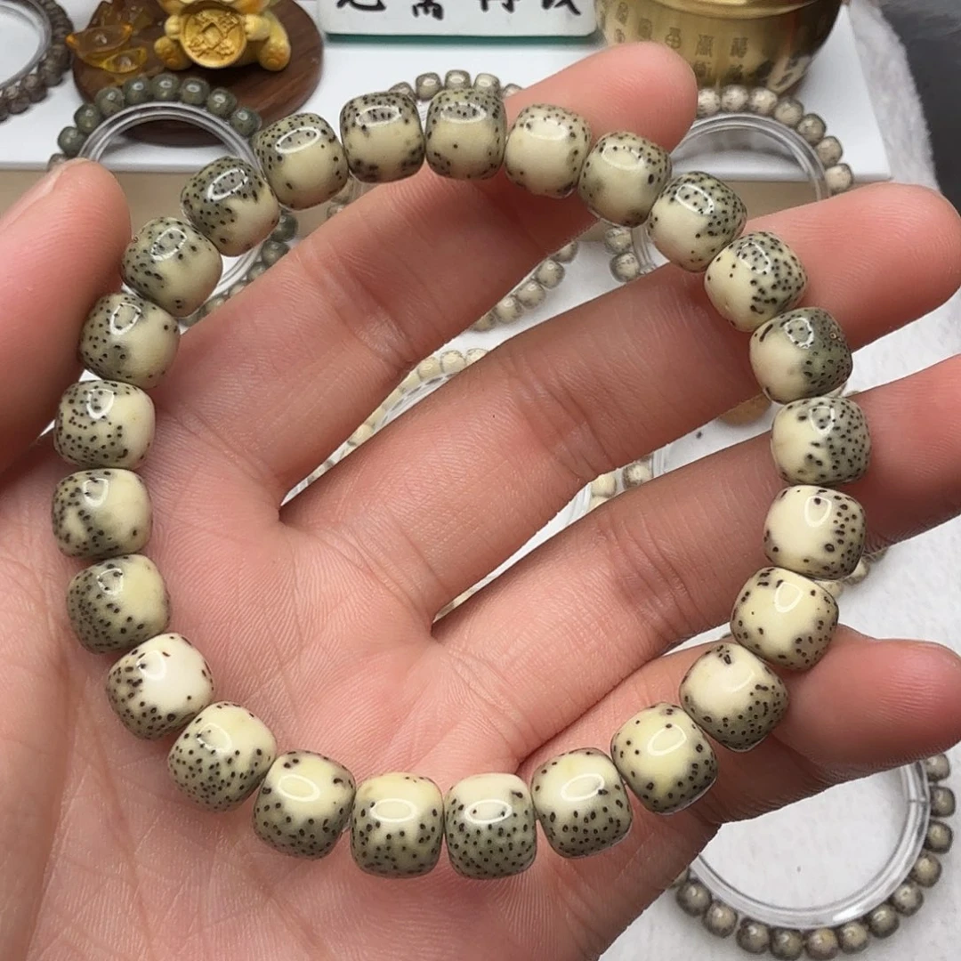 星月菩提手串石玉料绿背细星河豚单圈
