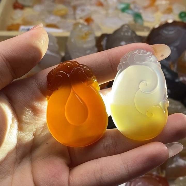 玛瑙/玉髓未镶嵌颈饰