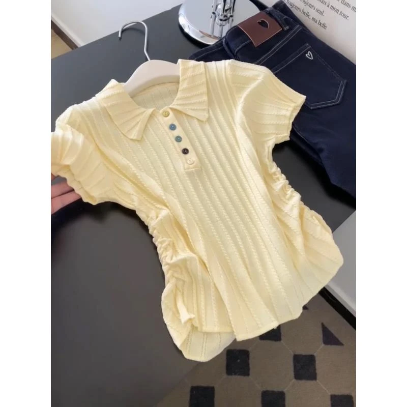 韩版减龄彩色纽扣设计翻领针织衫女2025夏季百搭收腰ins短袖上衣