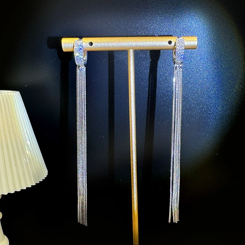 铜合金耳饰 长款流苏耳扣女气质个性耳环简约高级感网红新款耳饰