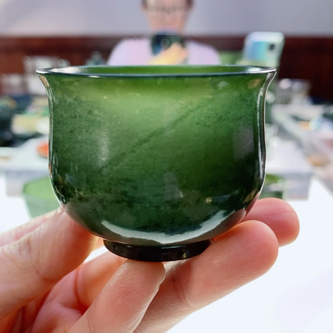未镶嵌和田玉（青玉）摆件