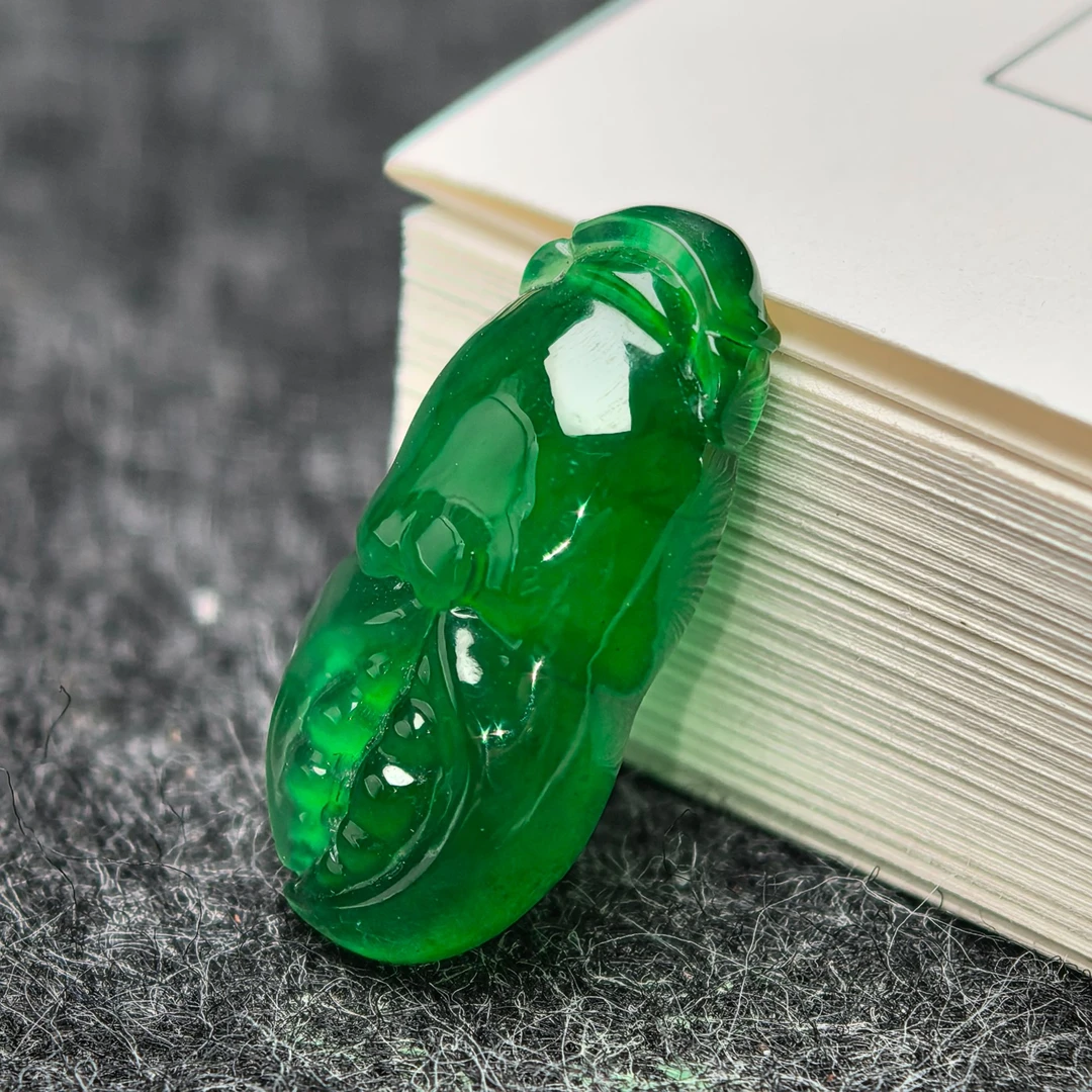 【锦岩翡翠】天然缅甸翡翠A货 满色阳绿蟹钳 冰阳绿精美吊坠