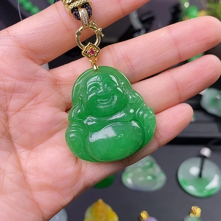 翡翠未镶嵌吊坠(赠链)