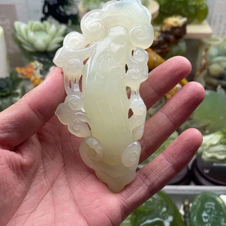 蛇纹石玉未镶嵌四大名玉手把