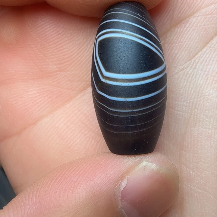 石英质玉（非洲翠）未镶嵌缠丝