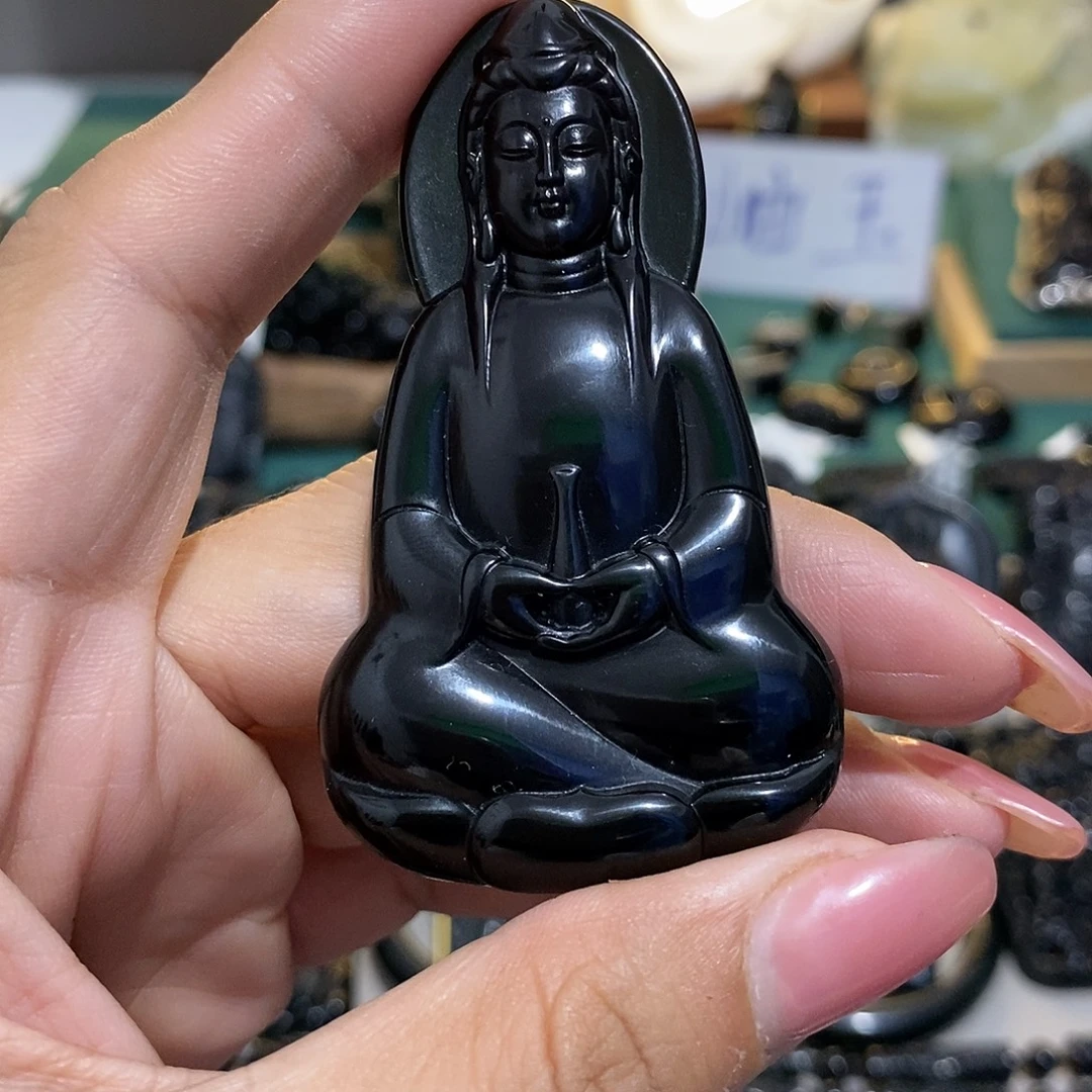L***先蛇纹石玉未镶嵌颈饰