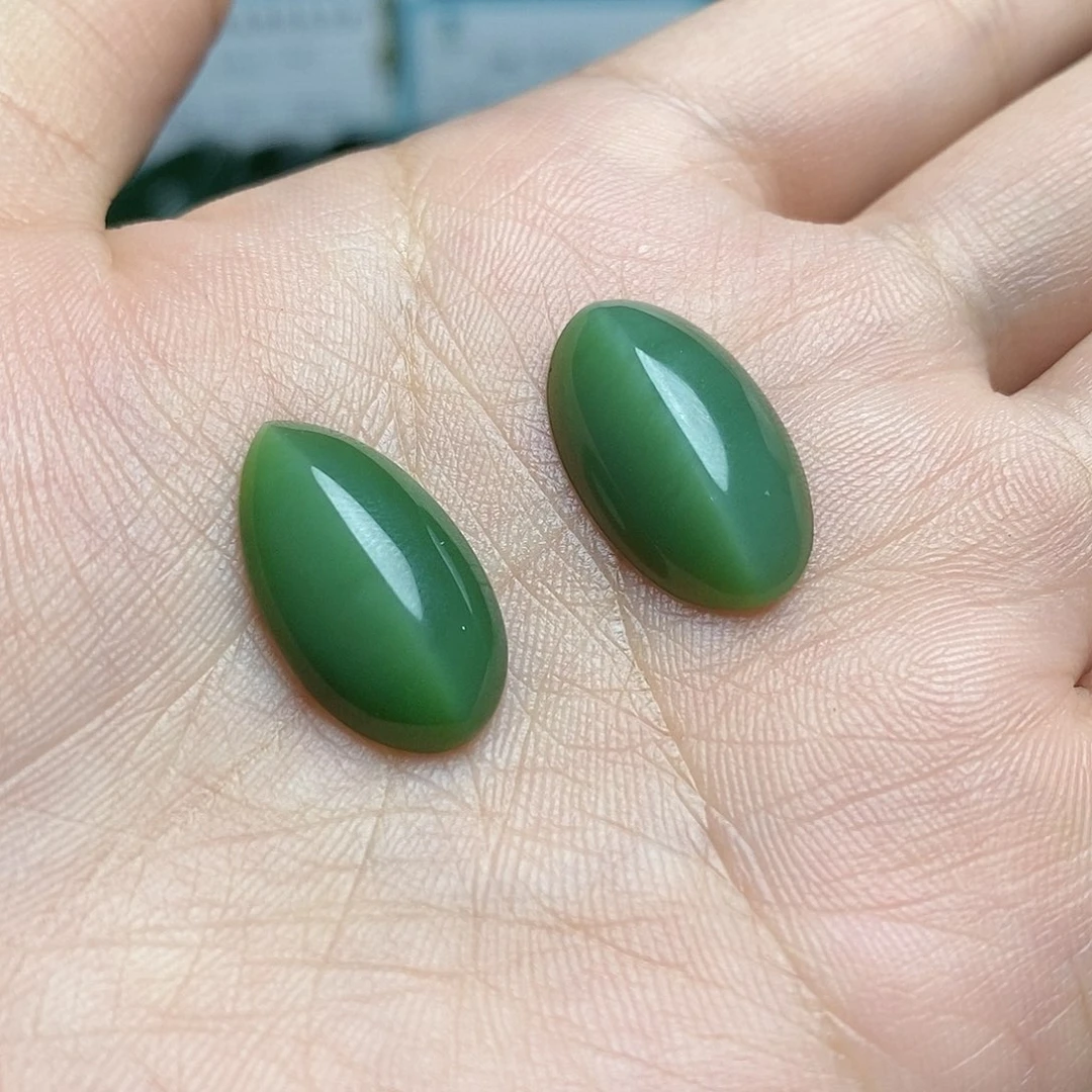 颈饰未镶嵌和田玉多样性
