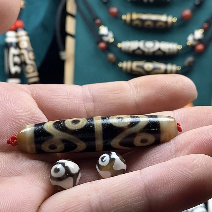 玛瑙/玉髓颈饰合金