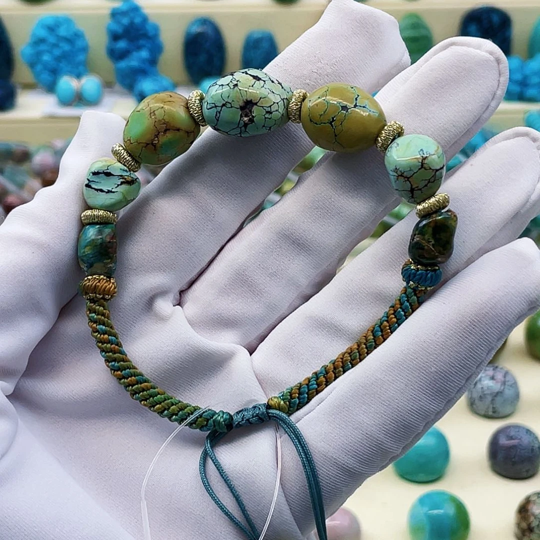 绿松石未镶嵌挂件