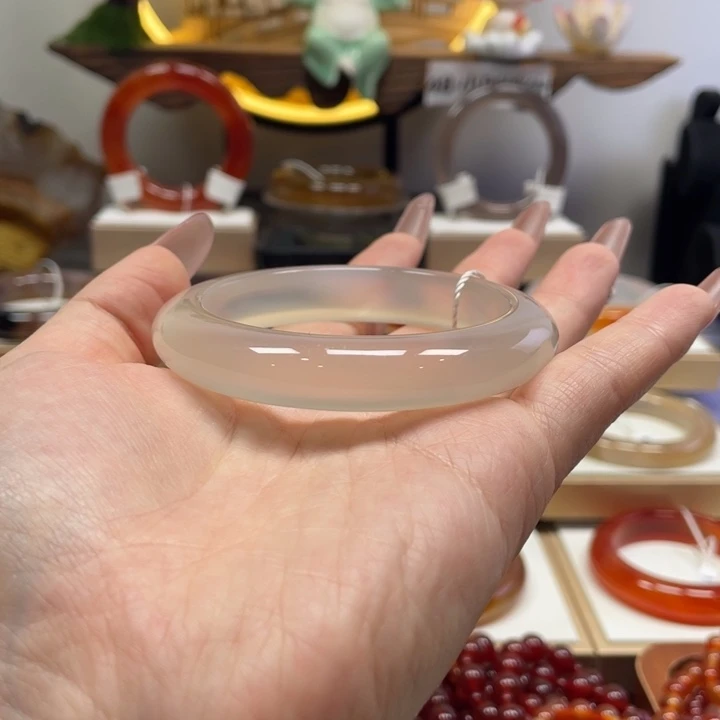 玛瑙/玉髓未镶嵌手镯