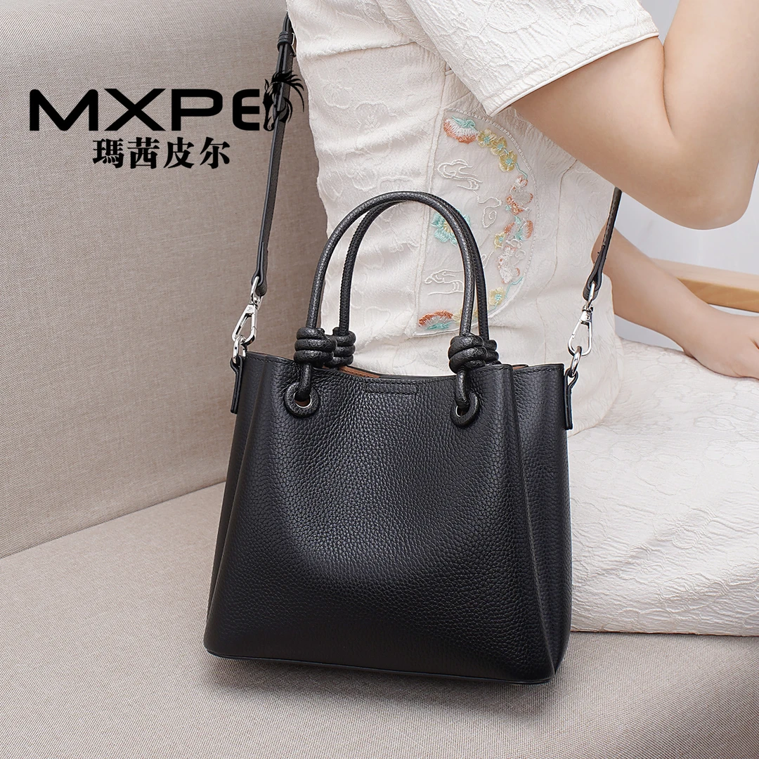 女士斜挎包2025新款竖版通勤手提包头层牛皮斜挎水桶包单肩休闲包