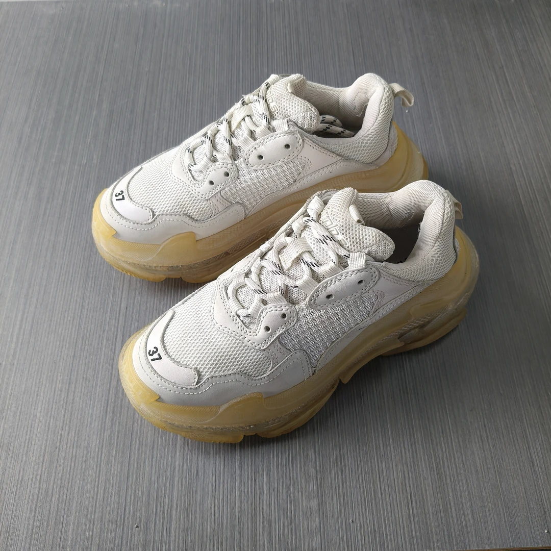 90新 Balenciaga/巴黎世家 37码/triple s白色气垫款 低帮老爹鞋
