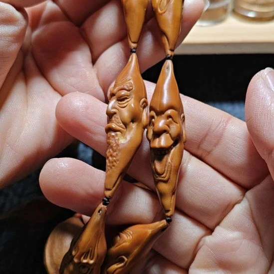 手串/手链橄榄核橄榄核核雕柳叶核十八罗汉脖挂