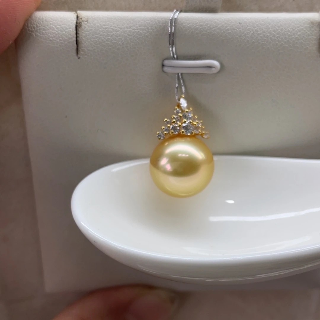 18K金镶嵌吊坠(不含链)海水珍珠南洋金珠13-14m m