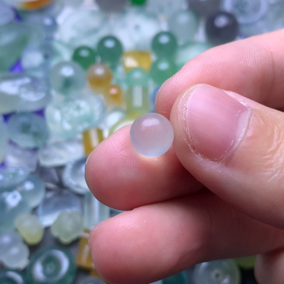 定制翡翠未镶嵌珠子