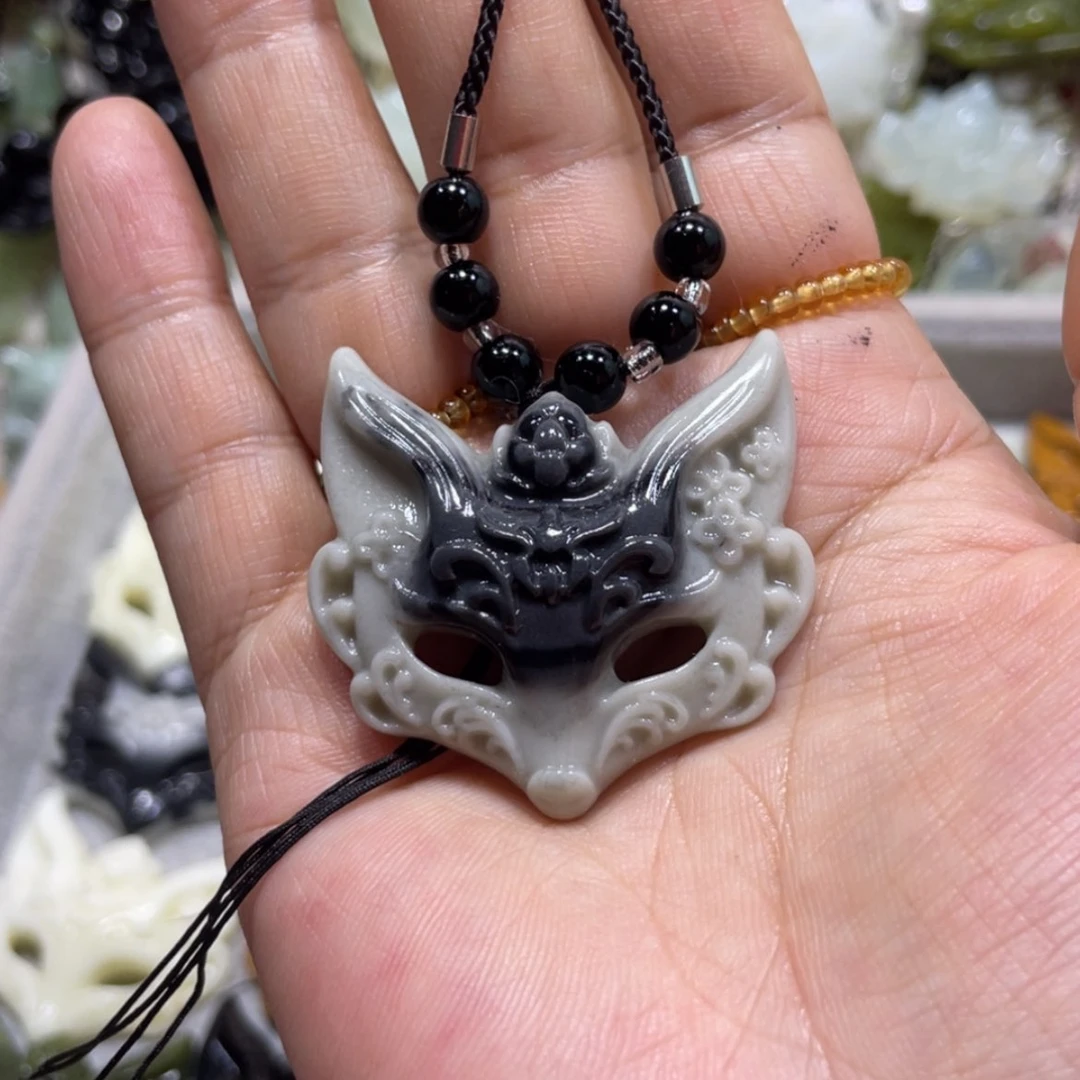 【闪购商品】岫玉颈饰未镶嵌我***。38吊坠