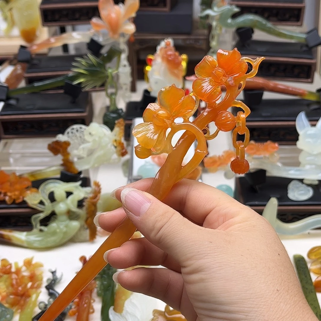 蛇纹石玉未镶嵌岫玉发簪九****人