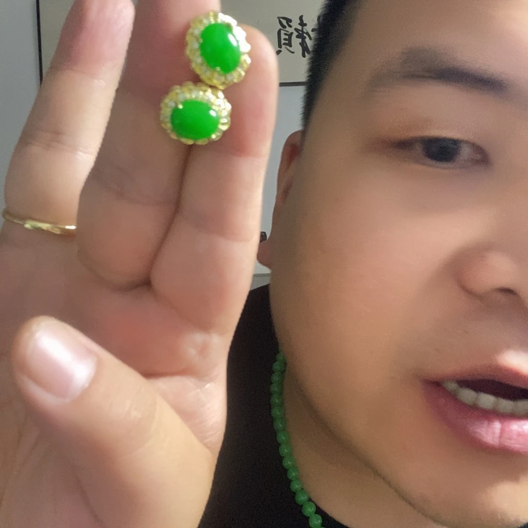 翡翠14K金镶嵌颈饰绿耳钉