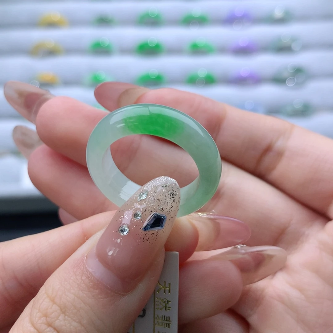 翡翠未镶嵌戒指17/18号