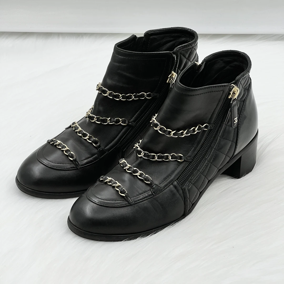 99新 Chanel/香奈儿 皮穿链环带高跟靴 37.5码 公价1w bd329