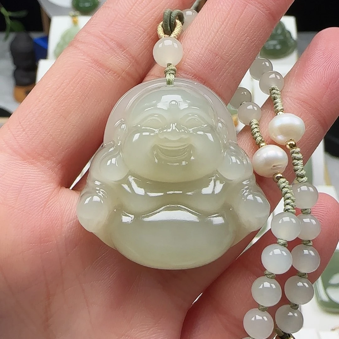 和田玉颈饰未镶嵌