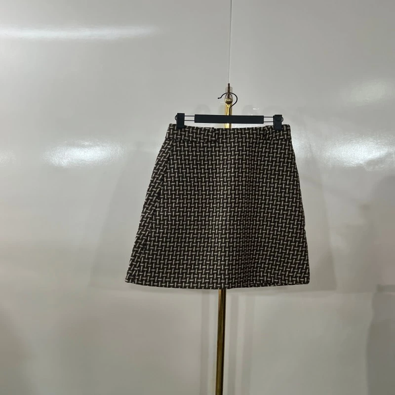 【芙娜妮轻奢】时尚品牌潮新款显瘦修身优雅气质高端女装Q2512151