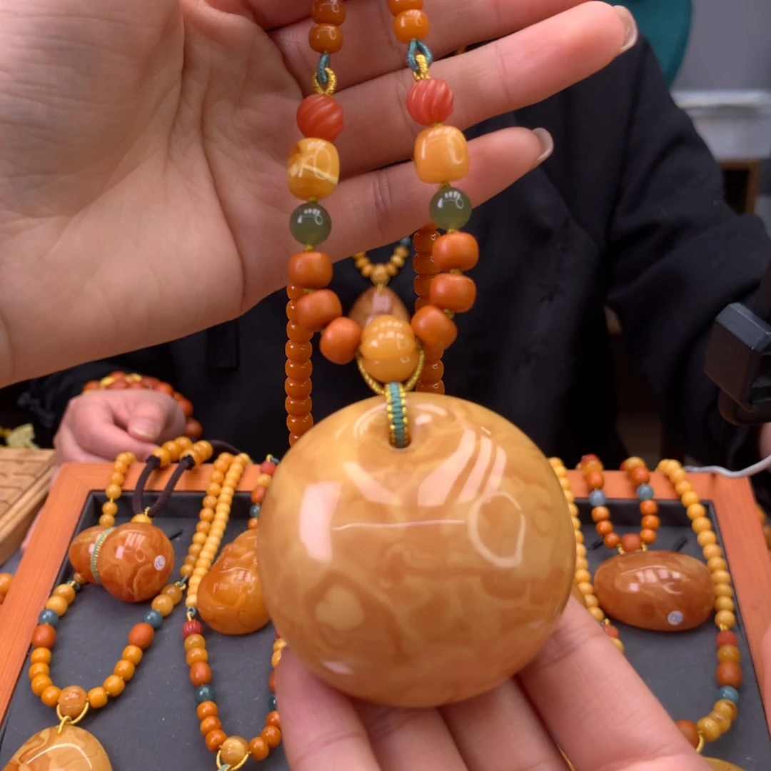 蜜蜡颈饰未镶嵌?*然天然