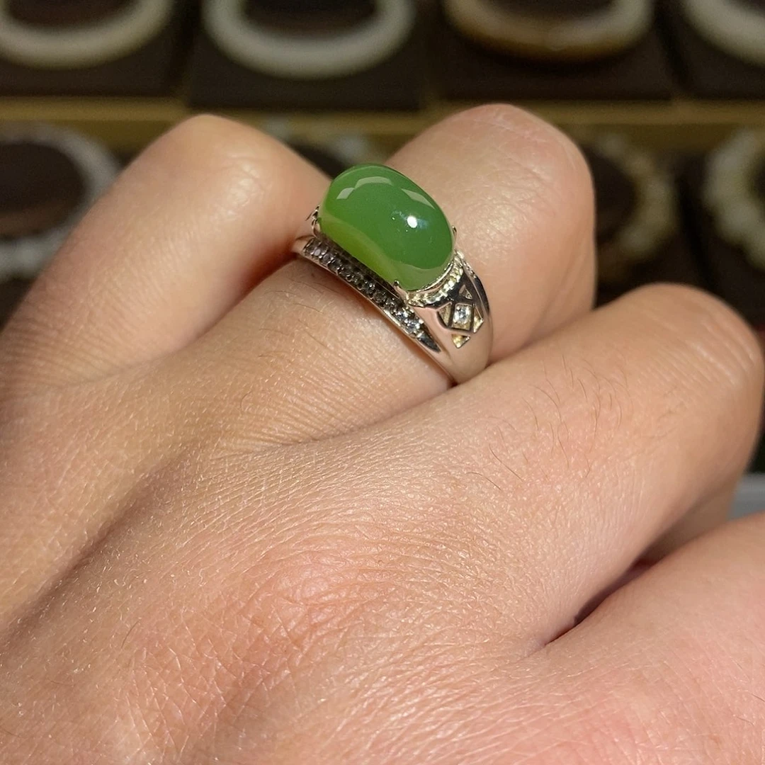 【闪购商品】银S925镶嵌戒指和田玉（碧玉）