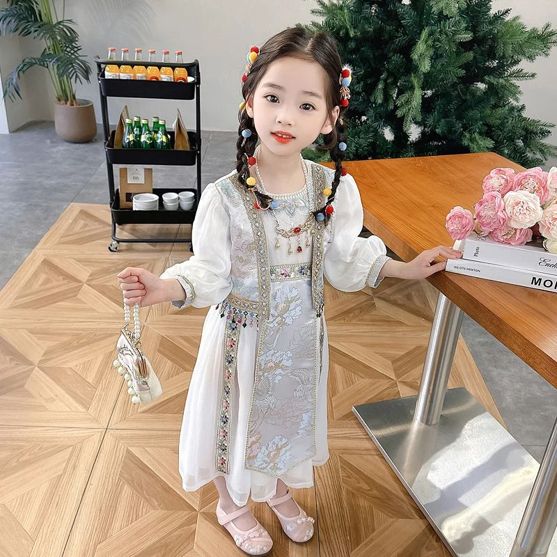 女童连衣裙套装2025春季新款小女孩民族风连衣裙复古绣花假两件套