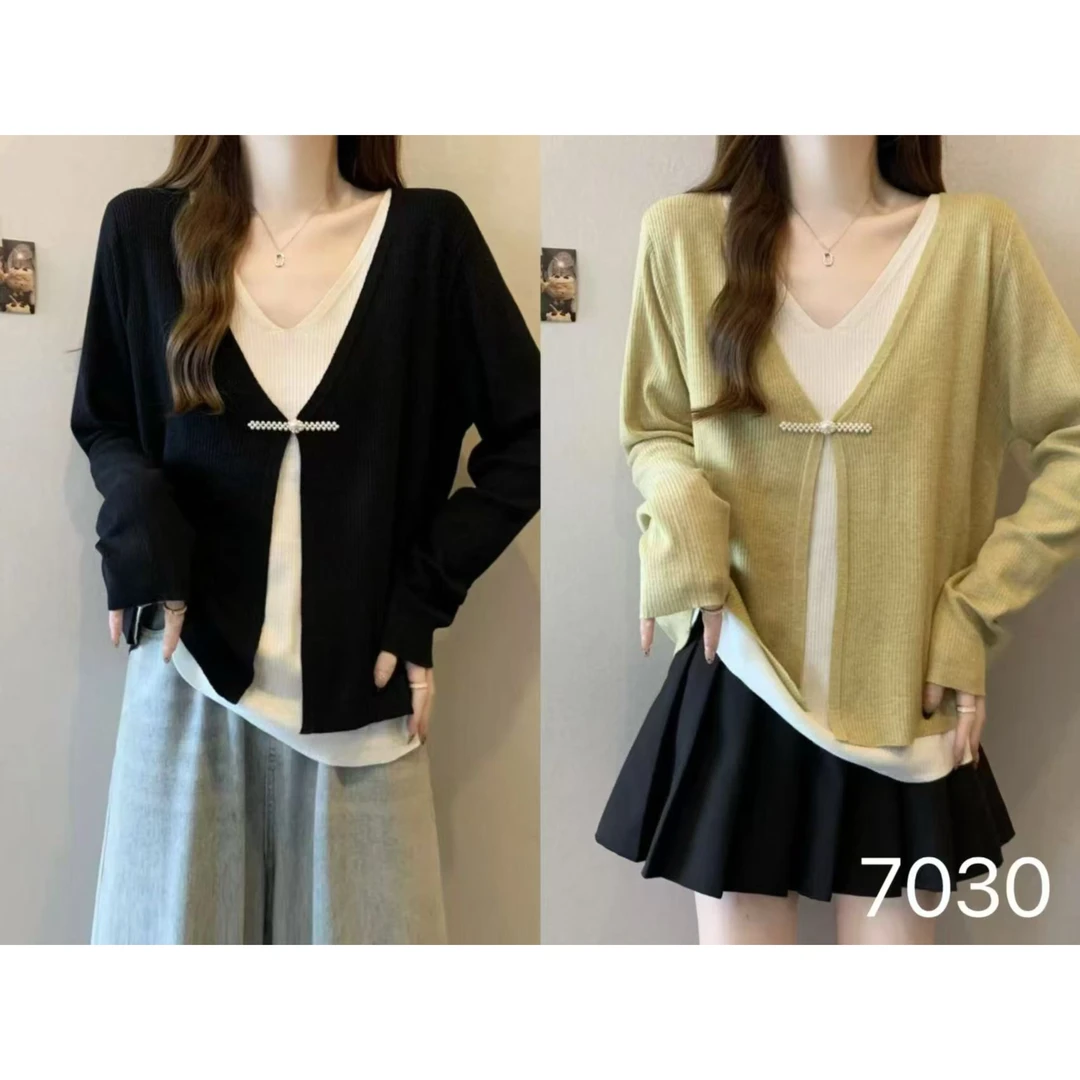 7030-2025年春季新款简约时尚显瘦拼接假两件小衫