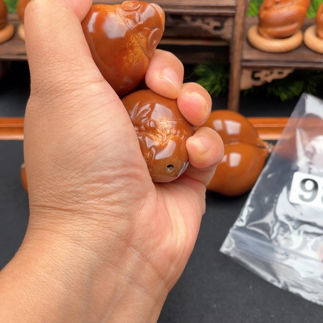 橄榄核吊坠财迷38一对
