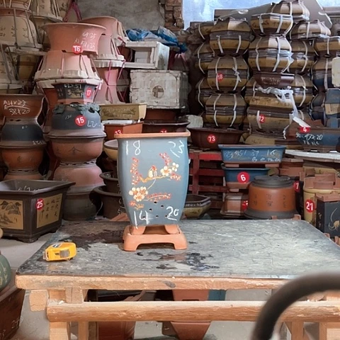 紫砂花盆四方一个