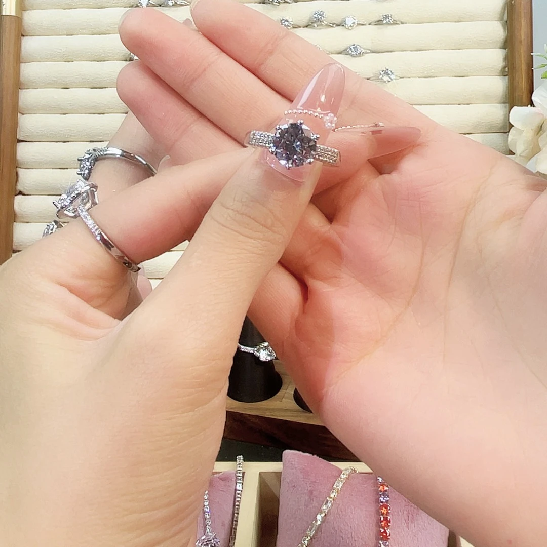 足银合成碳硅石3卡宽拖钻戒13