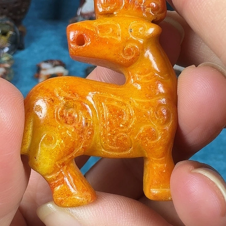 和田玉（糖玉）未镶嵌挂件