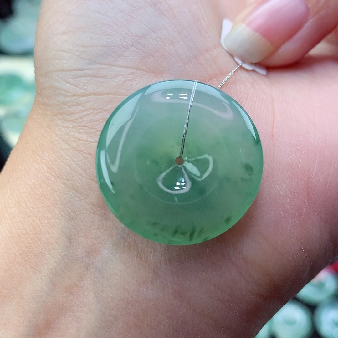 翡翠颈饰未镶嵌尺寸25-5.4