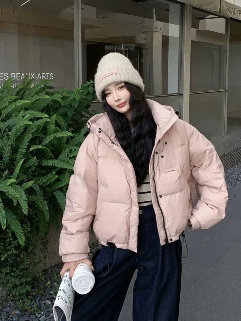 粉色2024年冬季新女短款洋气连帽面包服流行加保暖外套