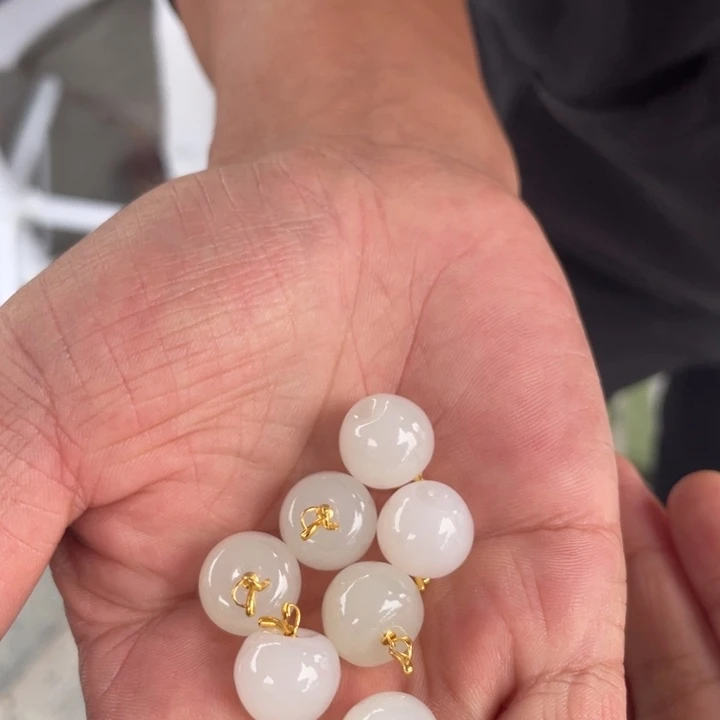 和田玉未镶嵌颈饰多样性发货，发其一