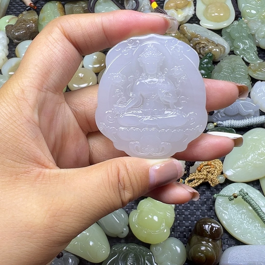 和田玉未镶嵌颈饰卡50