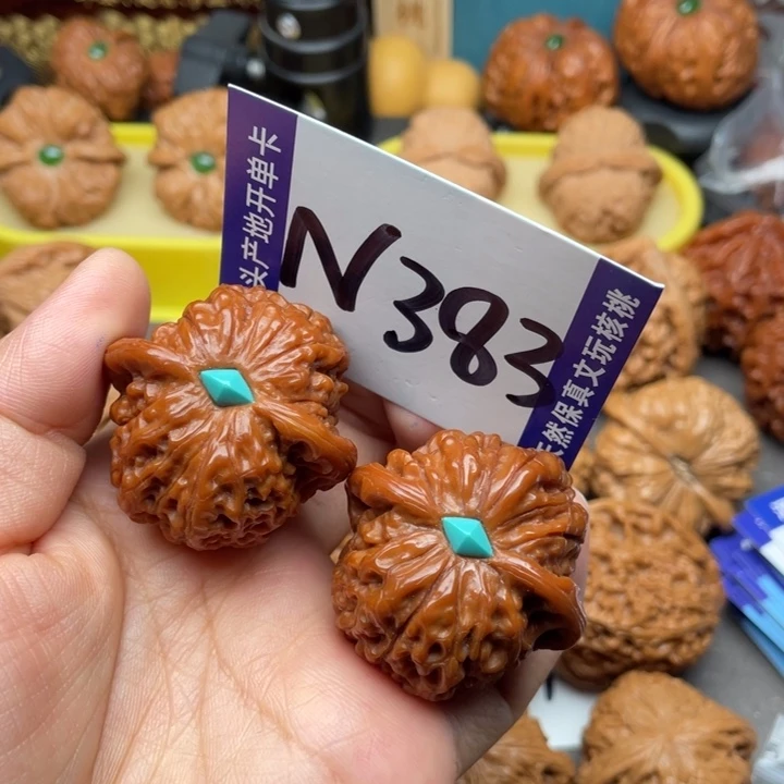 华***上把件桃核血麒麟39尺
