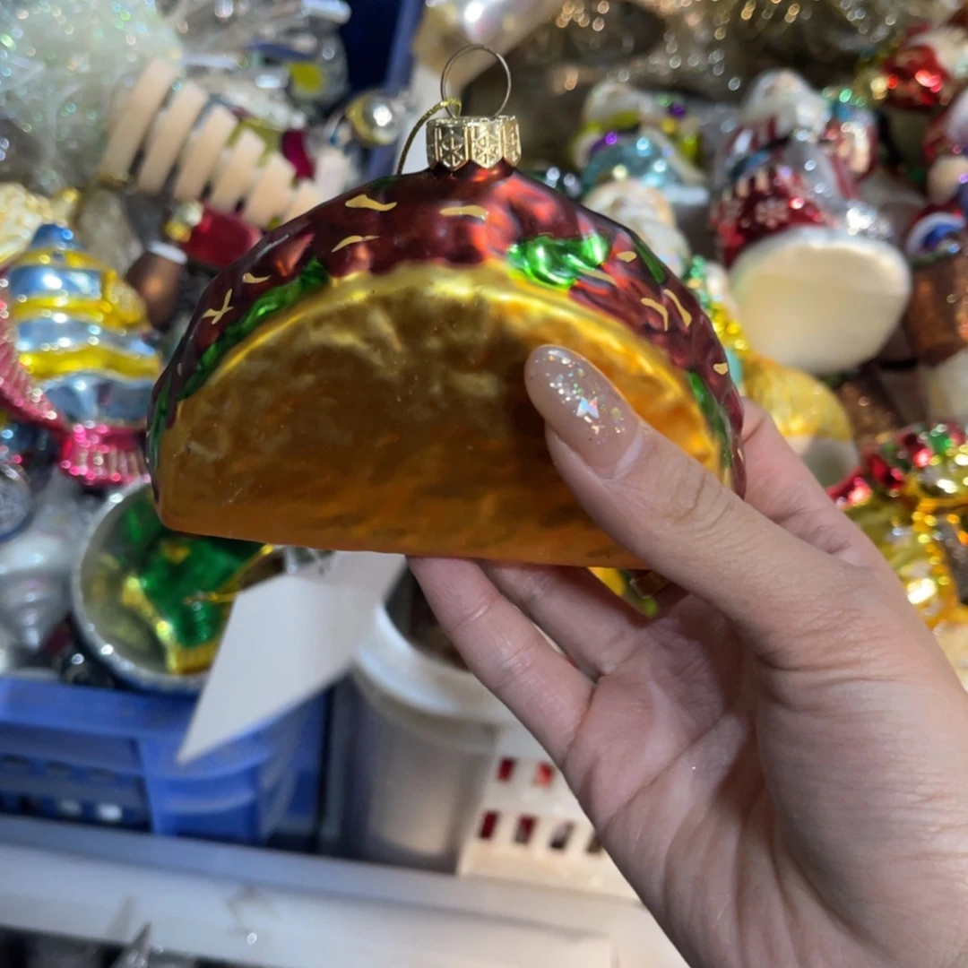 S***y有机玻璃摆件等各种