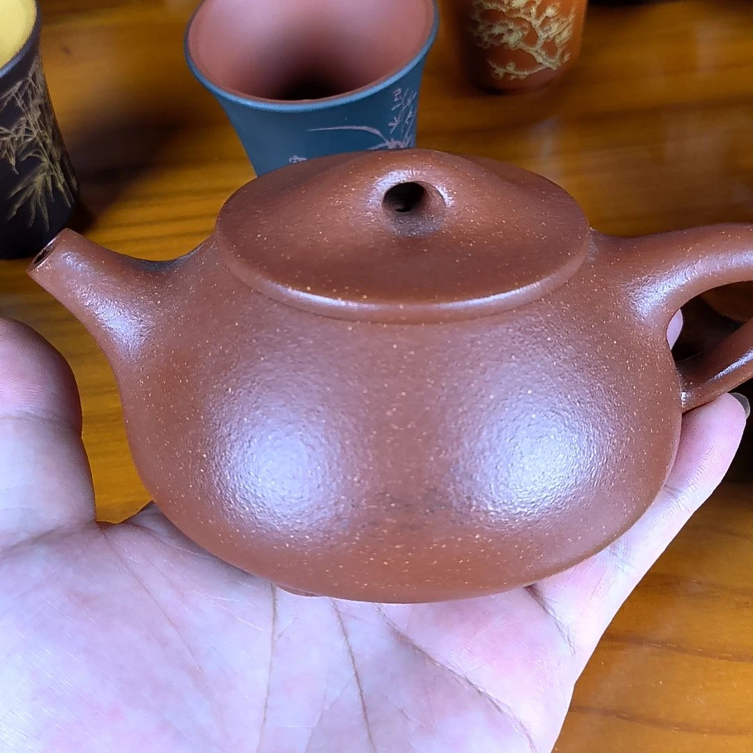 ****娘紫砂紫泥石瓢公道杯。