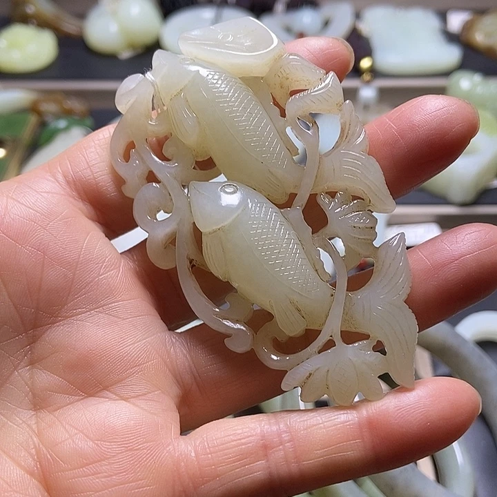 和田玉未镶嵌挂件