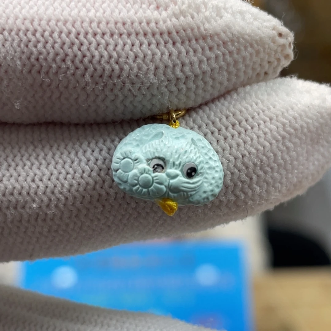 绿松石未镶嵌挂件