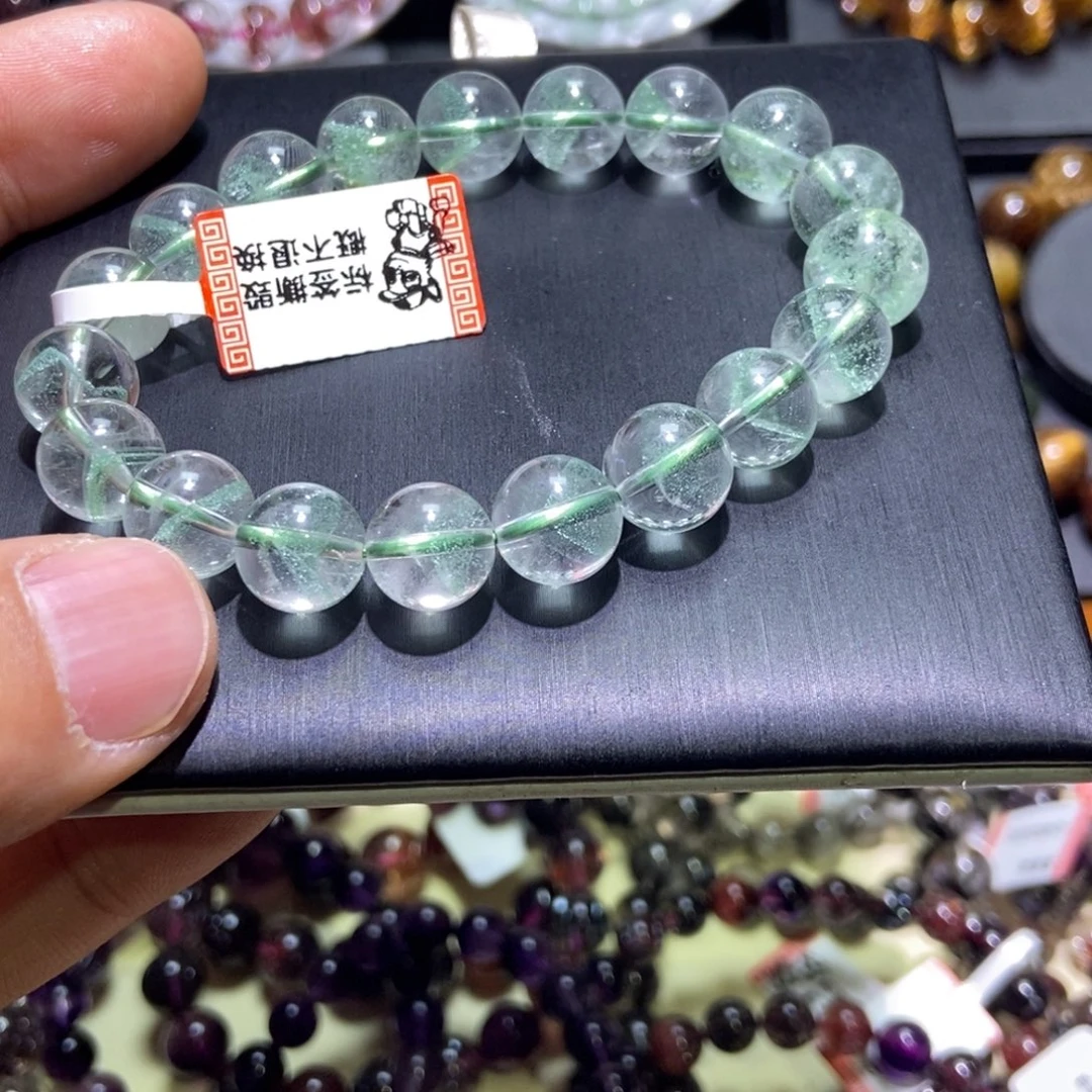 水晶手串未镶嵌阿*。翠幽灵