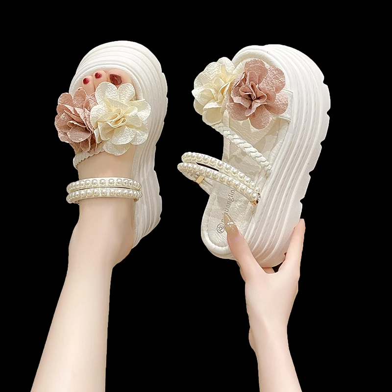 花朵绝美配裙子两穿凉鞋女夏2025新款外穿厚底增高小个子松糕拖鞋