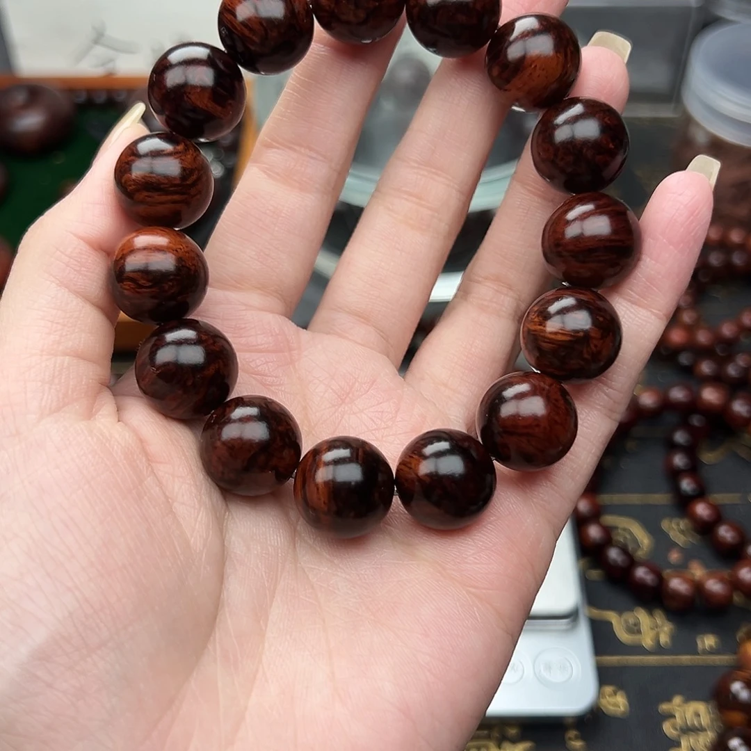 诚***本木1.5海南红降黑金满火焰纹留疤精品