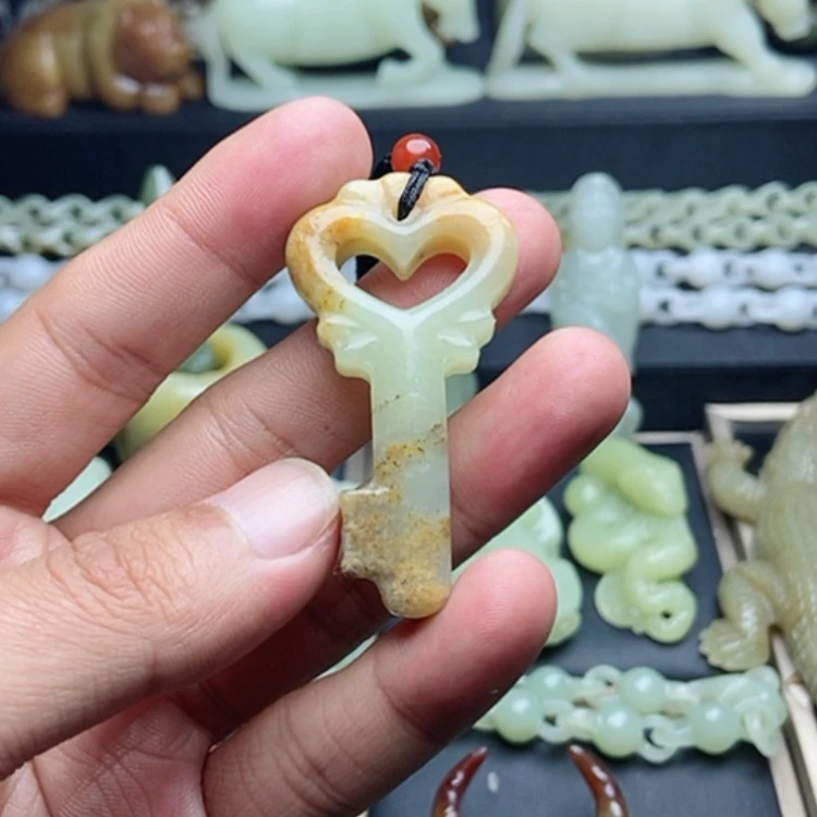 【闪购商品】和田玉颈饰未镶嵌