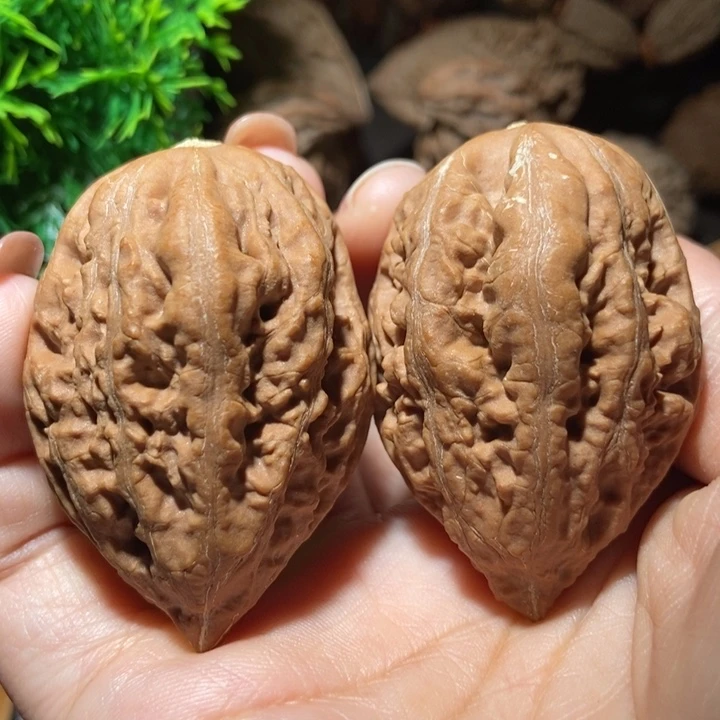 把件文玩核桃东北楸子小雪77