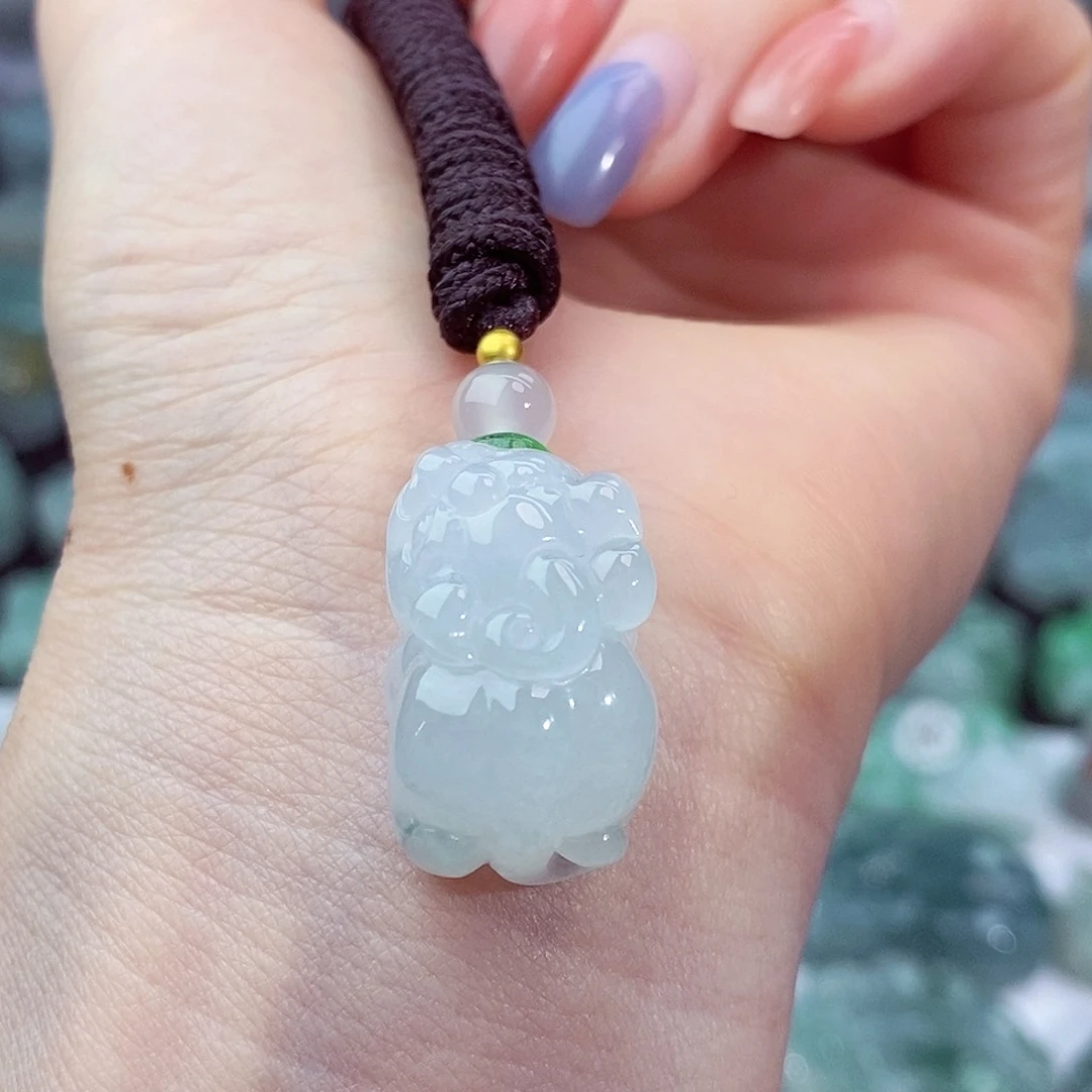 颈饰未镶嵌翡翠天然