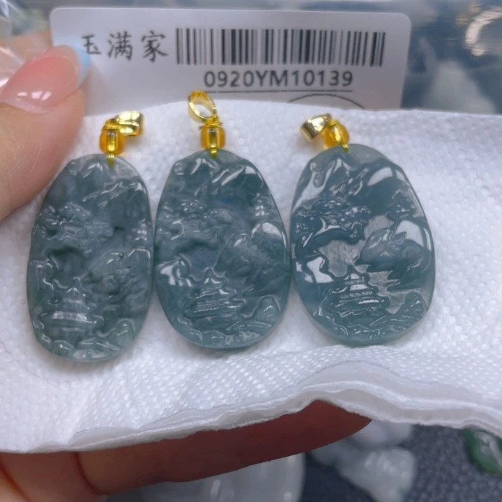 吊坠(不含链)未镶嵌翡翠